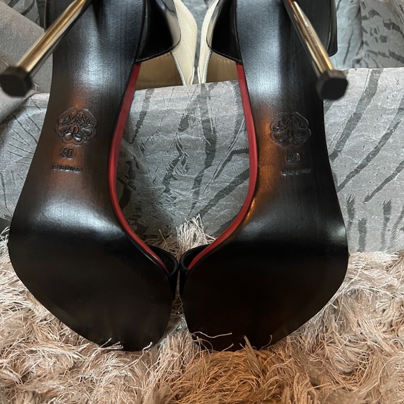 Alexander McQueen Heeled Sandals 40 - Picture 13 of 15